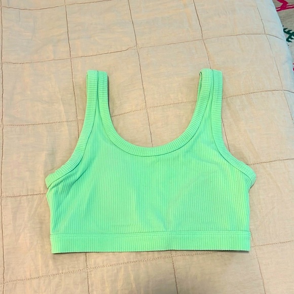 ALO ribbed crop top/ sports bra light neon green - Picture 1 of 3